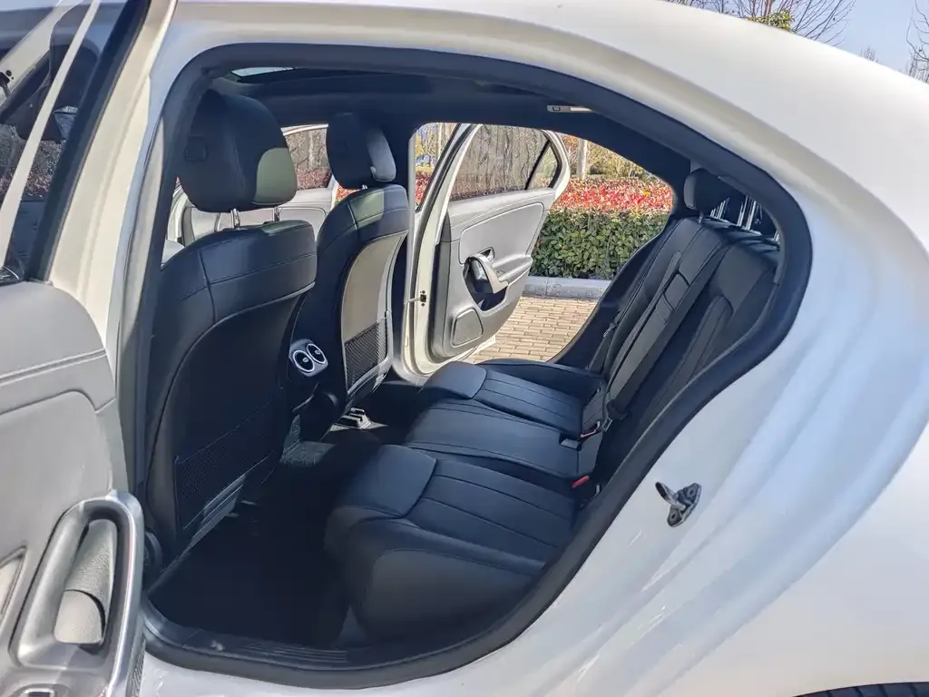 Mercedes-Benz A-Class 2021 из CN, фото 2