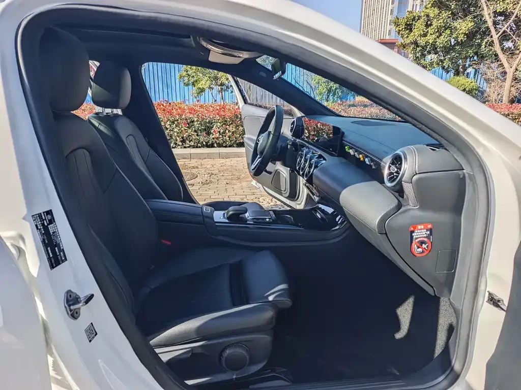 Mercedes-Benz A-Class 2021 из CN, фото 4