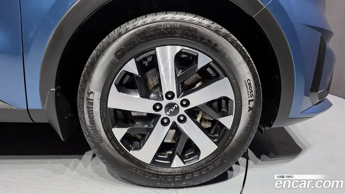 Kia Sorento — фото 9