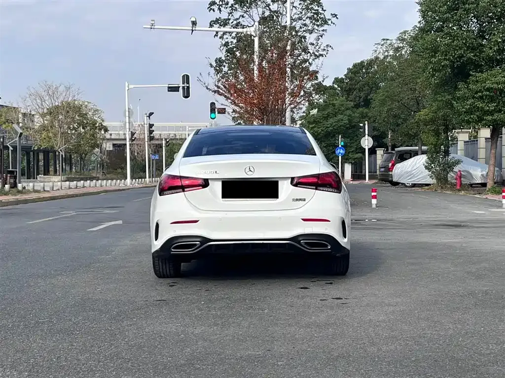 Mercedes-Benz A-Class 2023 из CN, фото 9