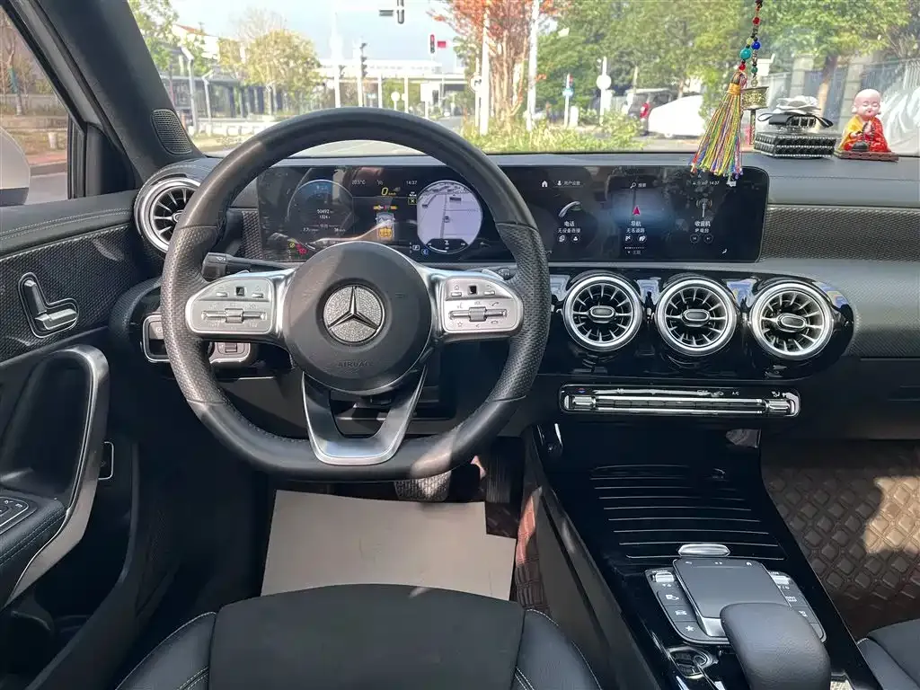 Mercedes-Benz A-Class 2023 из CN, фото 4