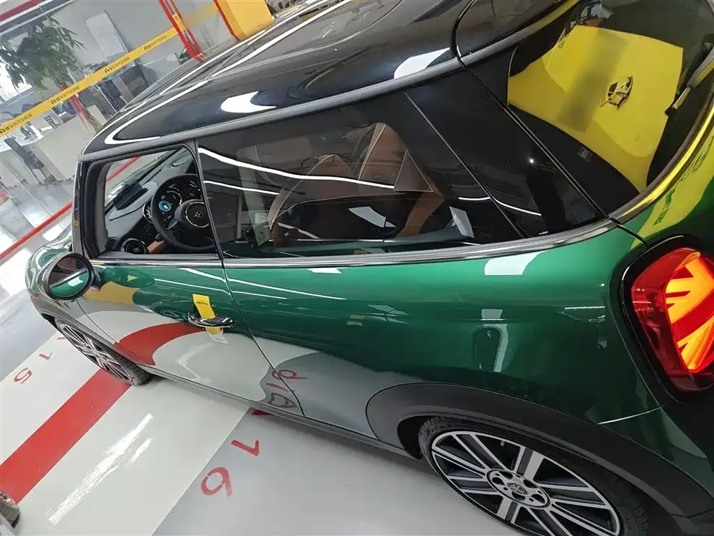 MINI Cooper (3-door) 2023 из CN, фото 5