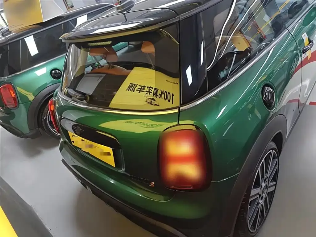 MINI Cooper (3-door) 2023 из CN, фото 4