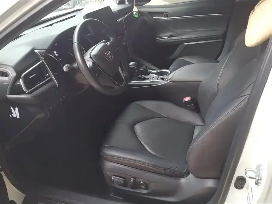 Toyota Camry 2021 из CN, фото 9