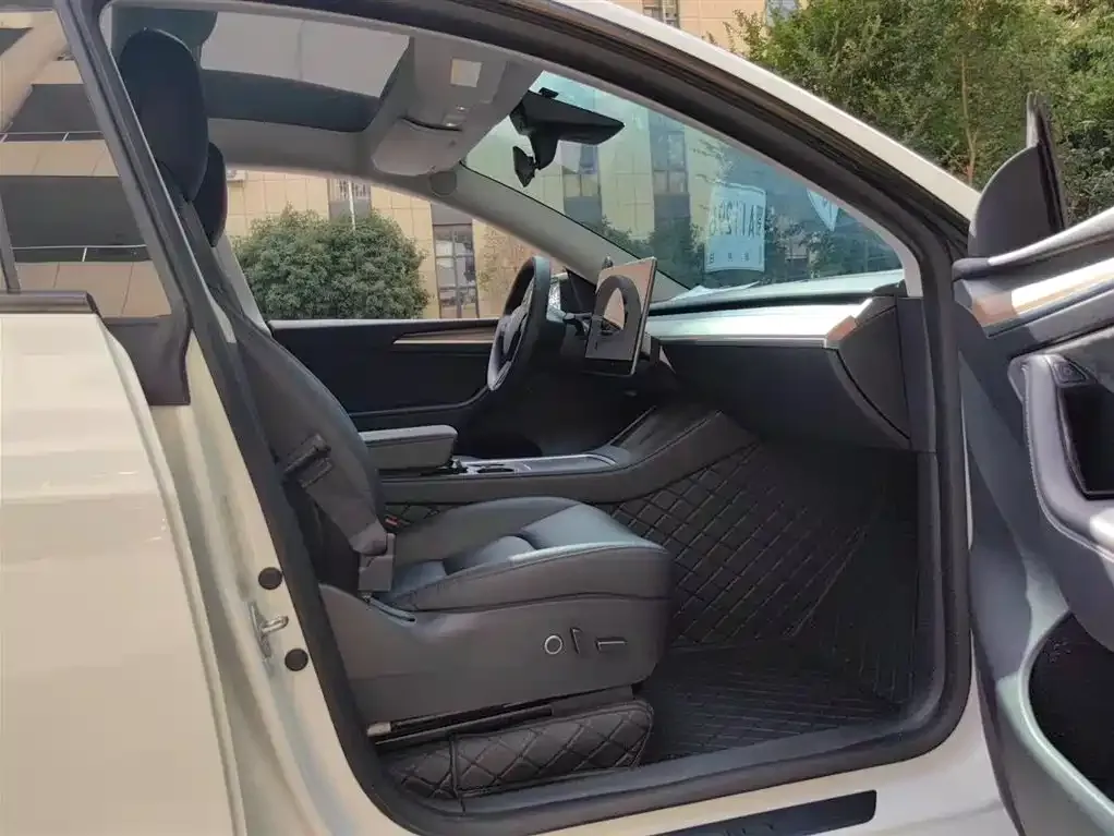 Tesla Model Y 2022 из CN, фото 5