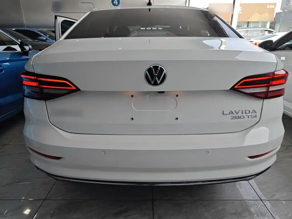 Volkswagen Lavida 2022 из CN, фото 8