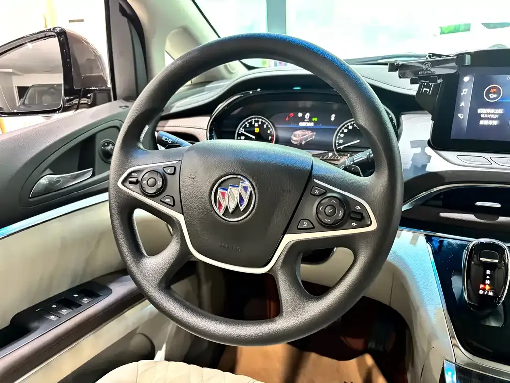 Buick GL8 2024 из CN, фото 6