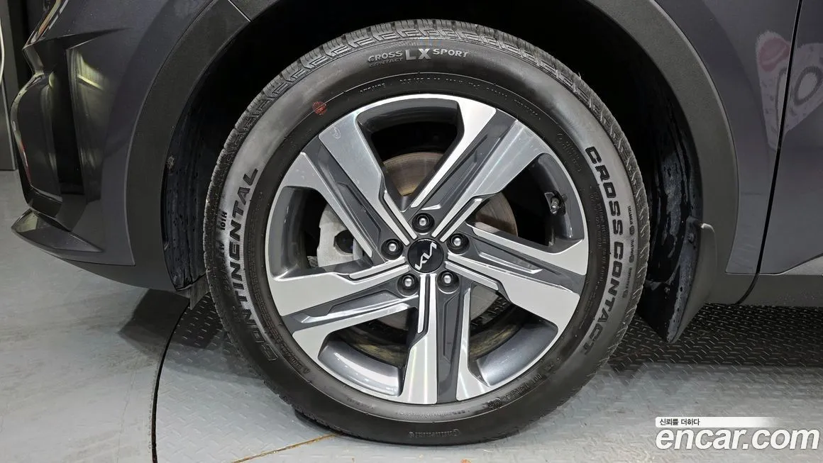Kia Sorento — фото 5