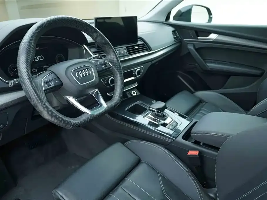 Audi Q5L 2022 из CN, фото 9
