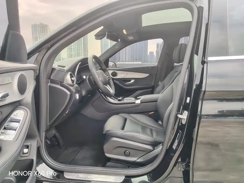 Mercedes-Benz GLC 2021 из CN, фото 2