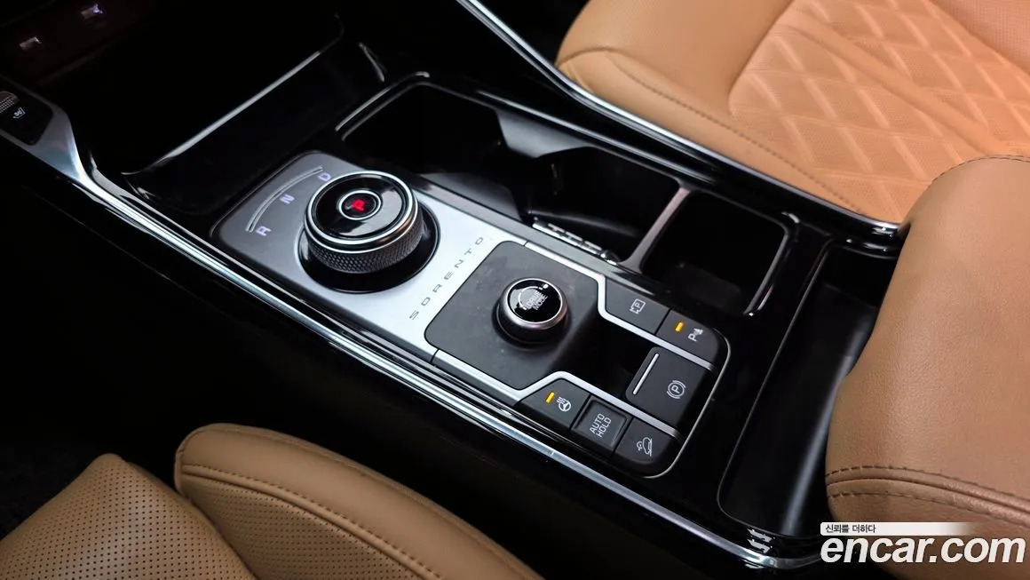 Kia Sorento — фото 9