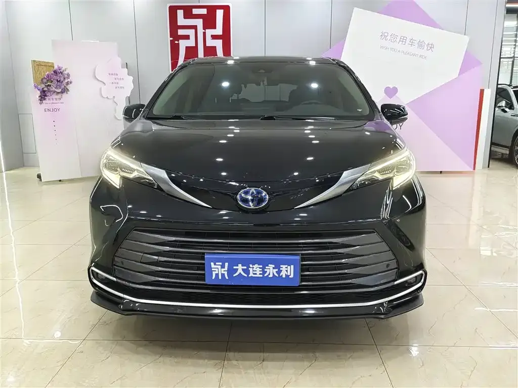 Toyota Sienna 2022 из CN, фото 8
