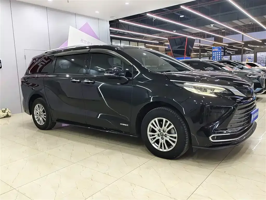 Toyota Sienna 2022 из CN, фото 10