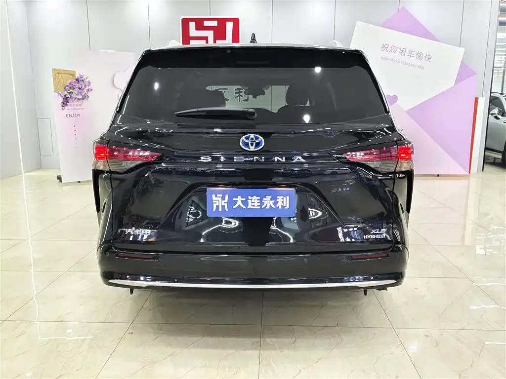 Toyota Sienna 2022 из CN, фото 7