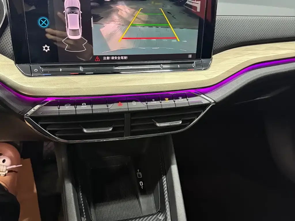 Skoda Octavia 2023 из CN, фото 8
