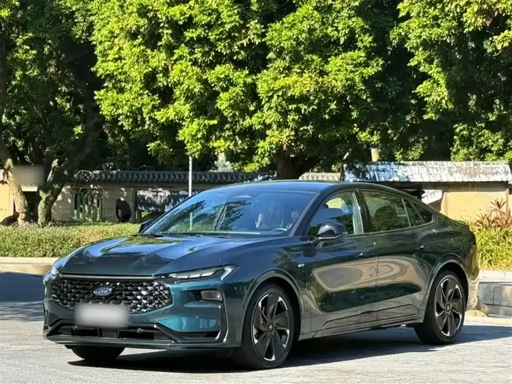 Ford Mondeo 2023 из CN, фото 2