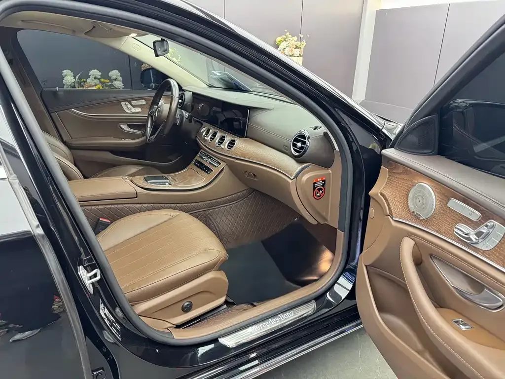 Mercedes-Benz E-Class 2022 из CN, фото 7