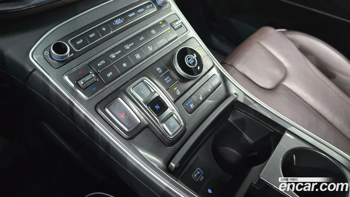 Hyundai Santafe — фото 8