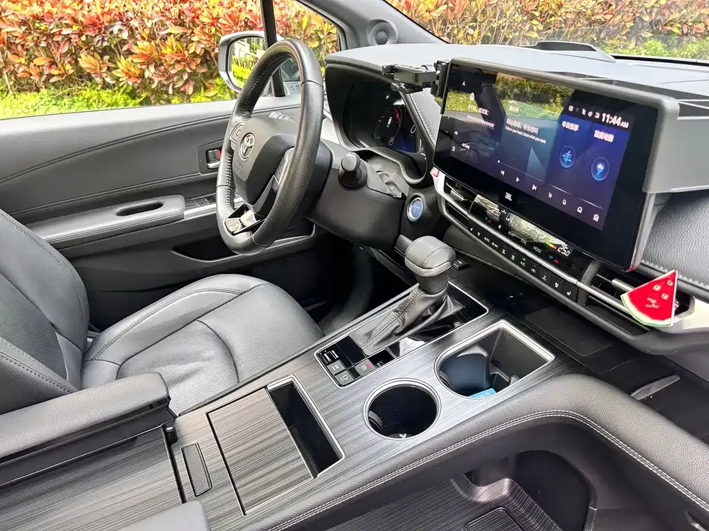 Toyota Sienna 2022 из CN, фото 7