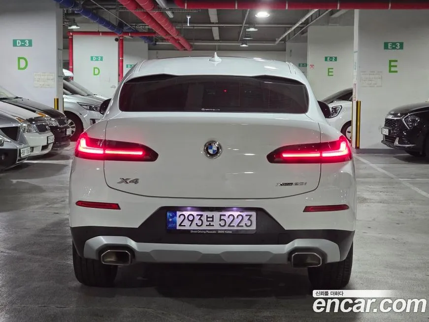 BMW X4 — фото 10