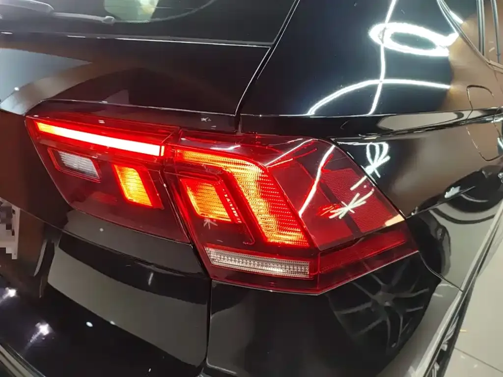 Volkswagen Tiguan L 2021 из CN, фото 9
