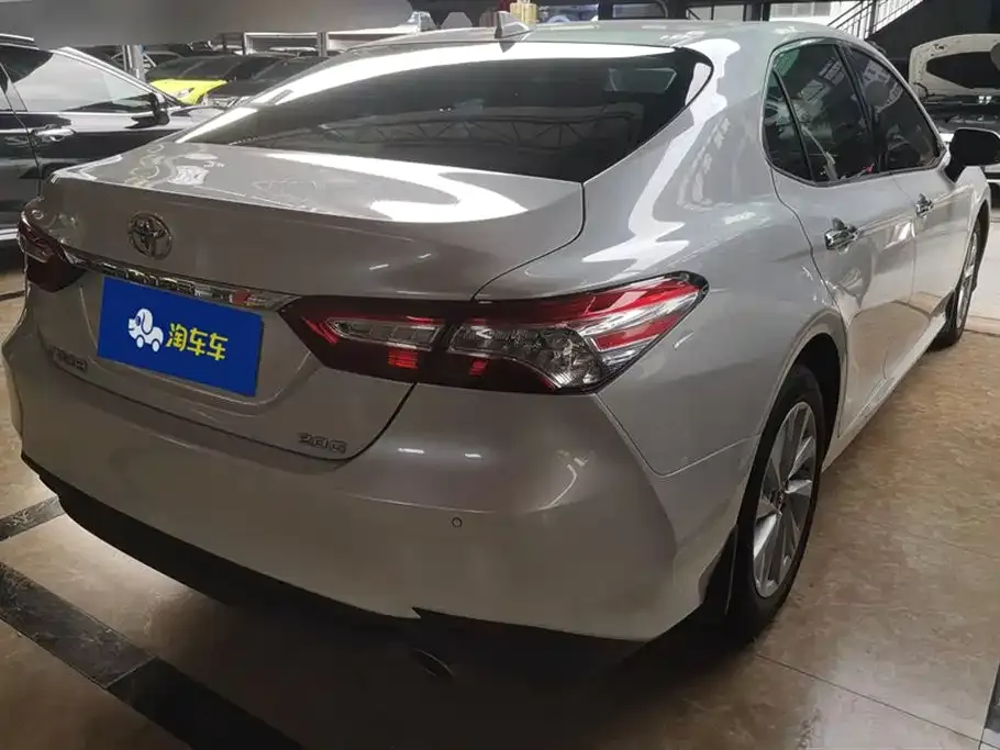 Toyota Camry 2021 из CN, фото 4