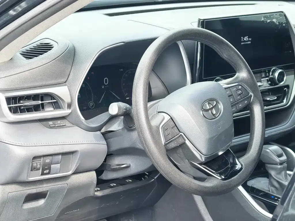 Toyota Highlander 2024 из CN, фото 5