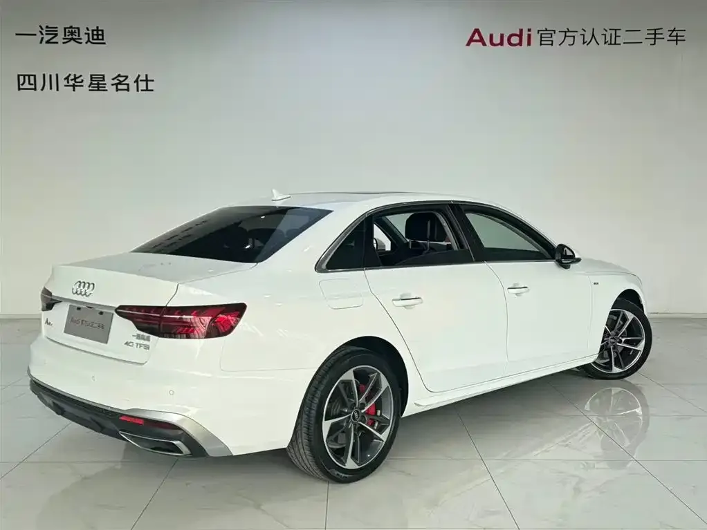 Audi A4L 2023 из CN, фото 5