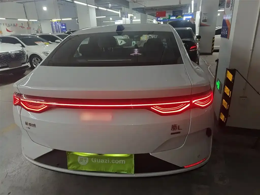 BYD Qin L 2025 из CN, фото 3