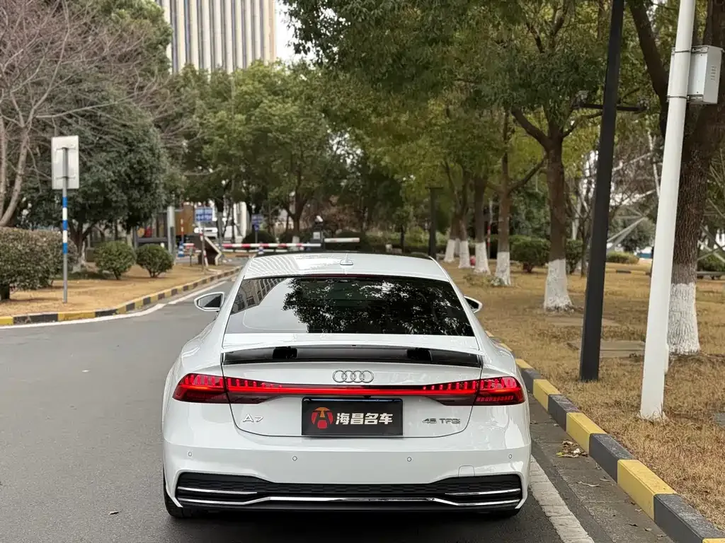 Audi A7 2021 из CN, фото 8