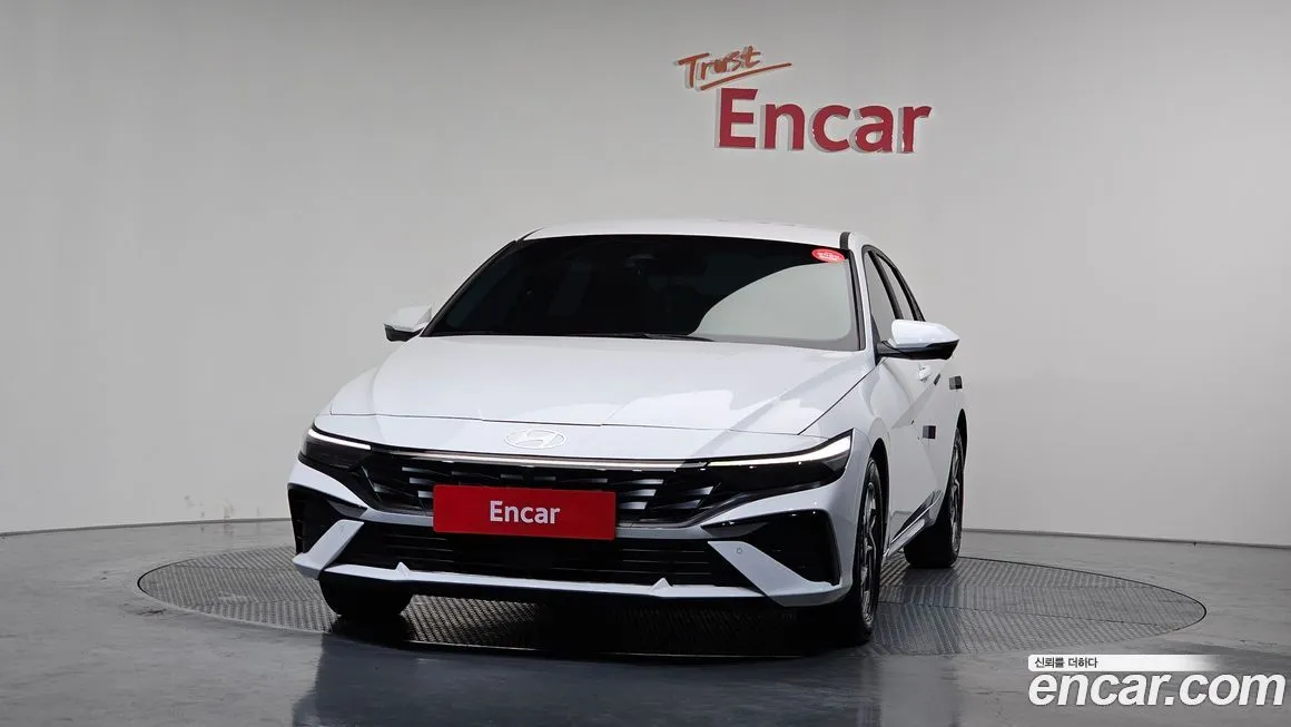 Hyundai AVANTE — фото 3