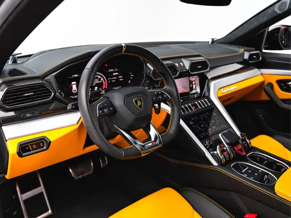 Lamborghini Urus — фото 10