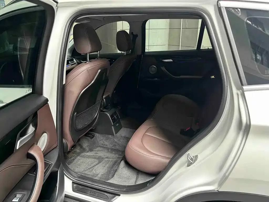 BMW X1 2023 из CN, фото 5
