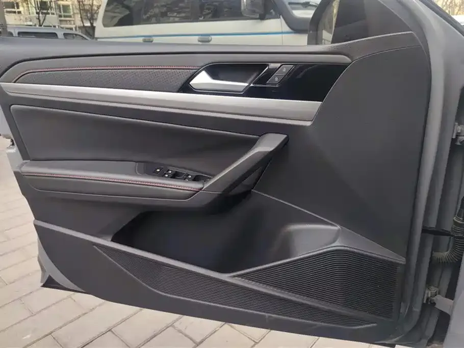 Volkswagen Lavida 2023 из CN, фото 10