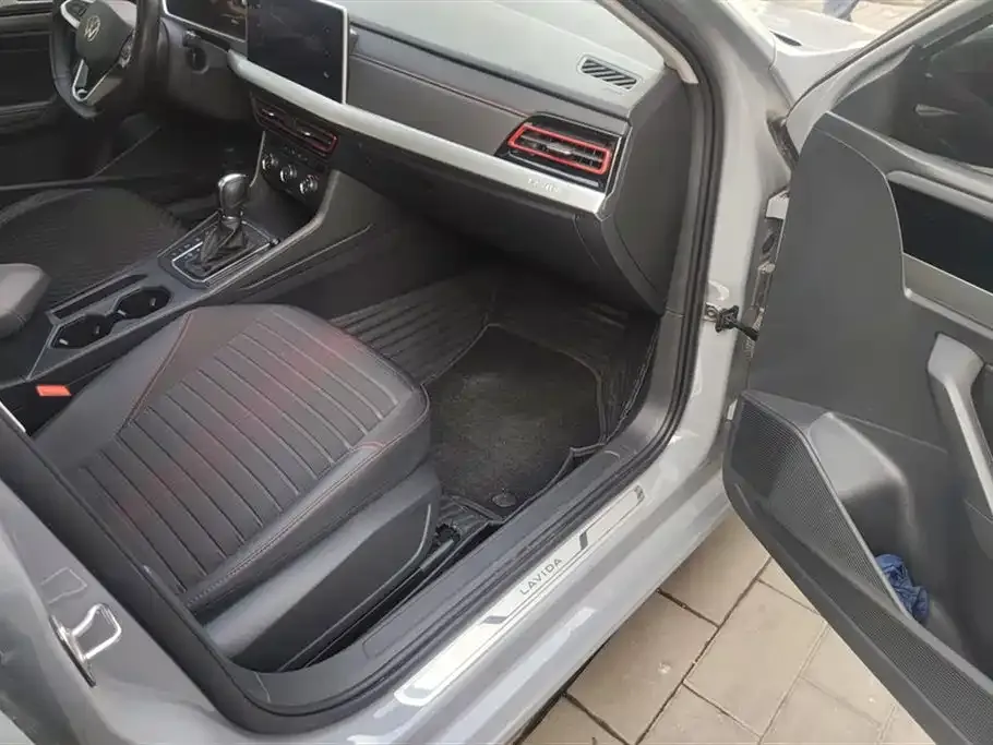 Volkswagen Lavida 2023 из CN, фото 5
