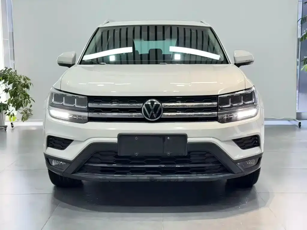 Volkswagen Tharu — фото 2
