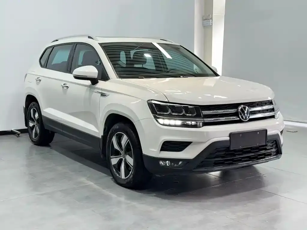 Volkswagen Tharu — фото 3