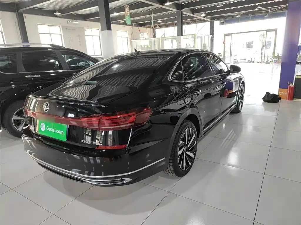 Volkswagen Passat 2022 из CN, фото 4