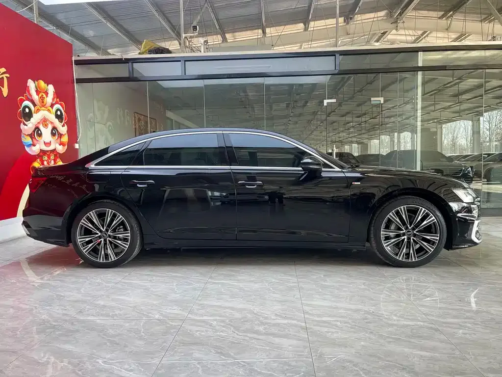 Audi A6L 2024 из CN, фото 4