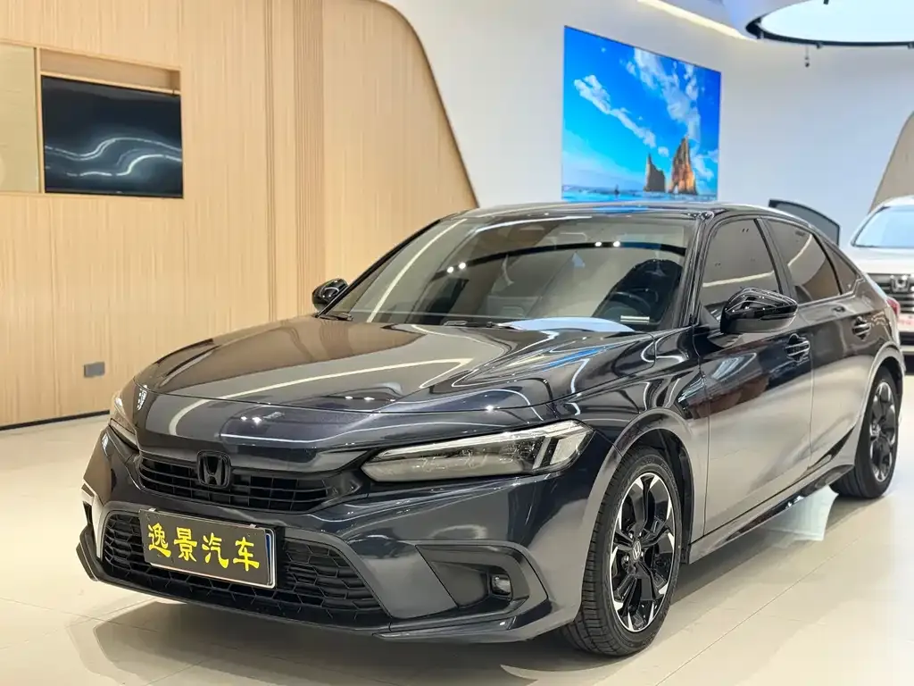 Honda Civic — фото 1