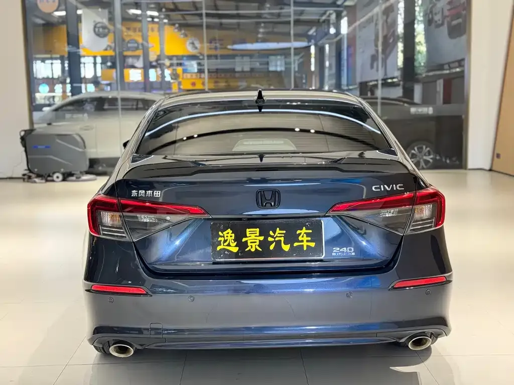 Honda Civic — фото 10