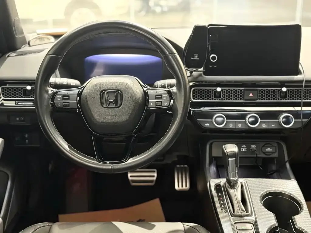 Honda Civic — фото 7