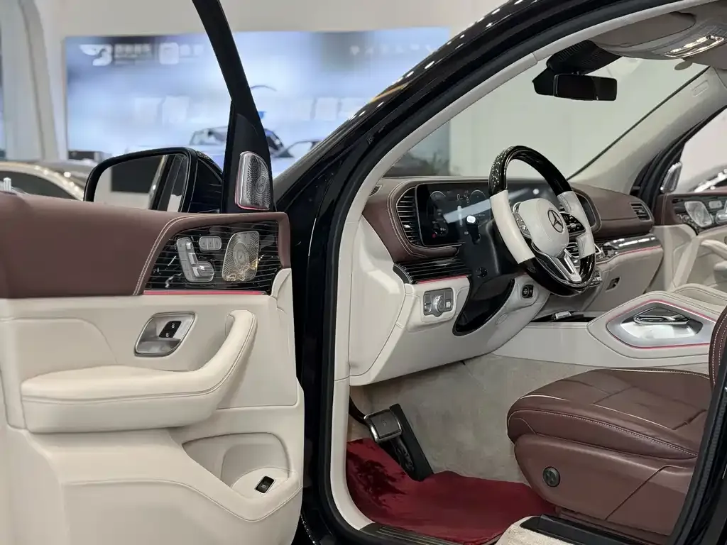 Mercedes-Benz GLS 2023 из CN, фото 10