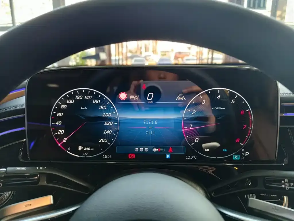Mercedes-Benz E-Class 2025 из CN, фото 6