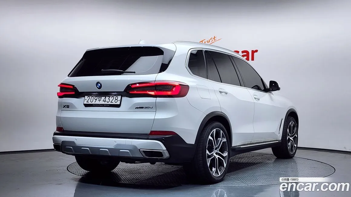 BMW X5 — фото 3