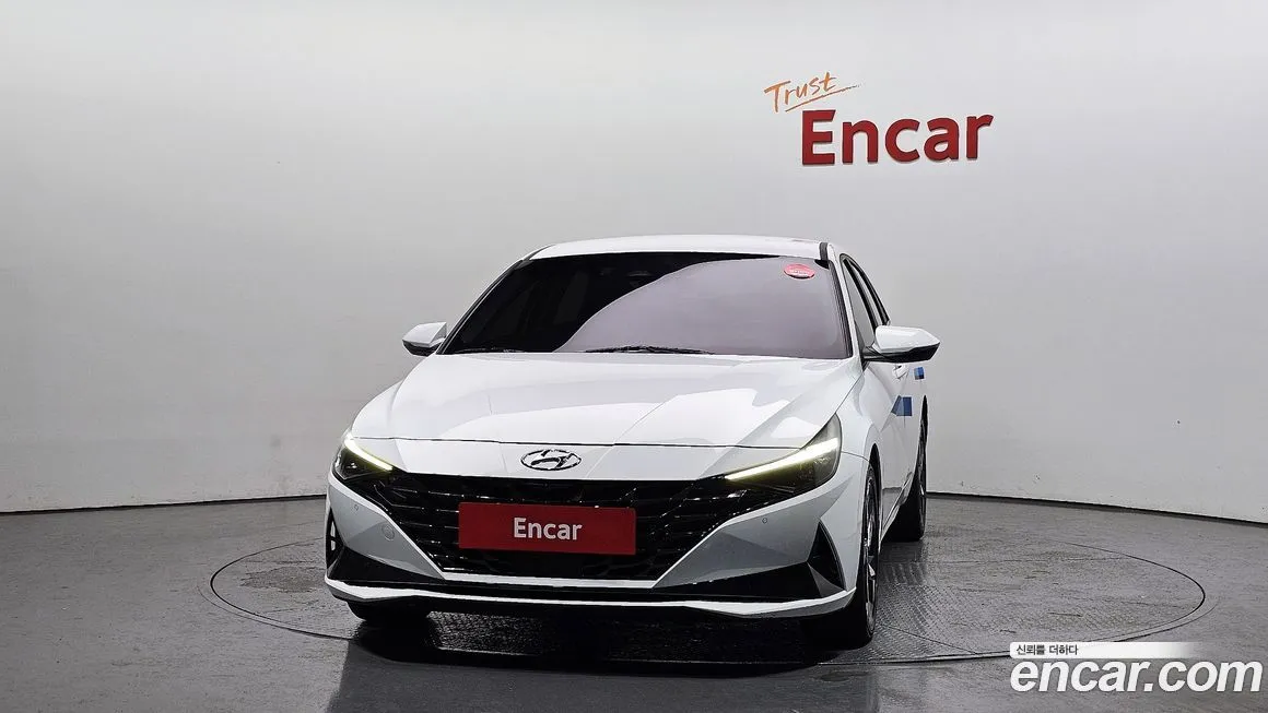 Hyundai AVANTE — фото 3