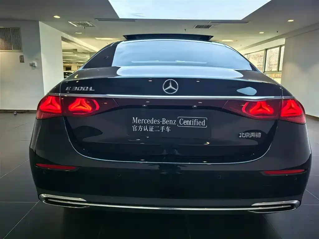 Mercedes-Benz E-Class 2024 из CN, фото 6