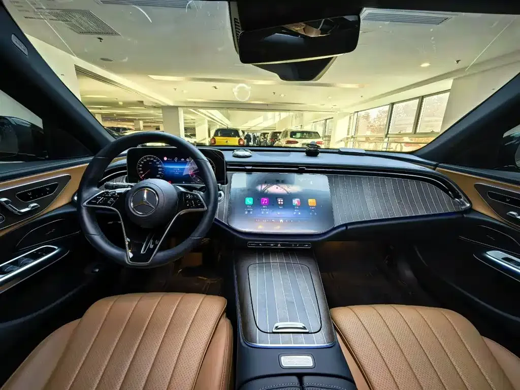 Mercedes-Benz E-Class 2024 из CN, фото 2