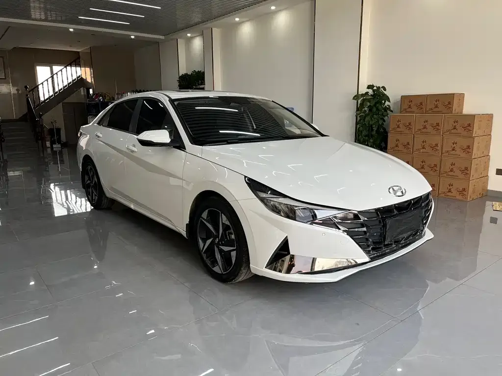 Hyundai Elantra 2024 из CN, фото 5