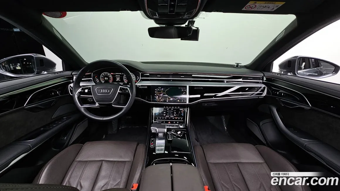 Audi A8 — фото 6